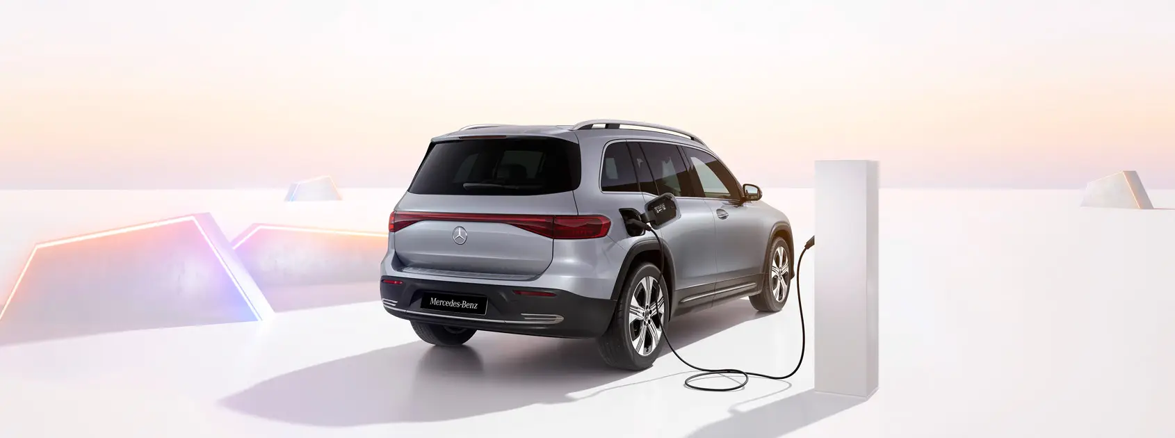 starniza_mercedesbenz_eqb250_carrusel